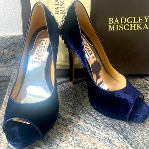 Badgley Mischka studded blue velvet peep toe pumps